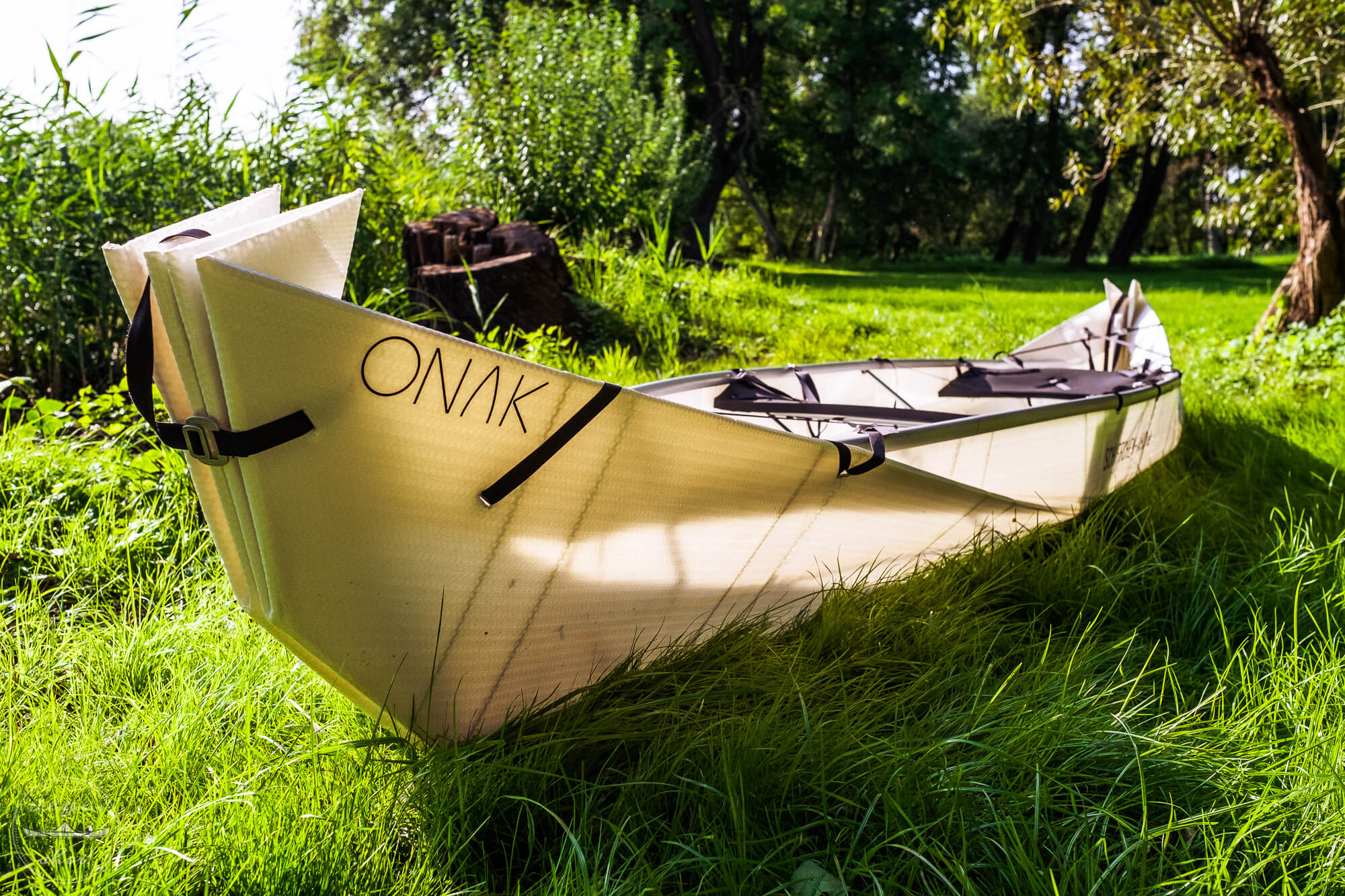 ONAK new Origami folding canoe in lightweight construction